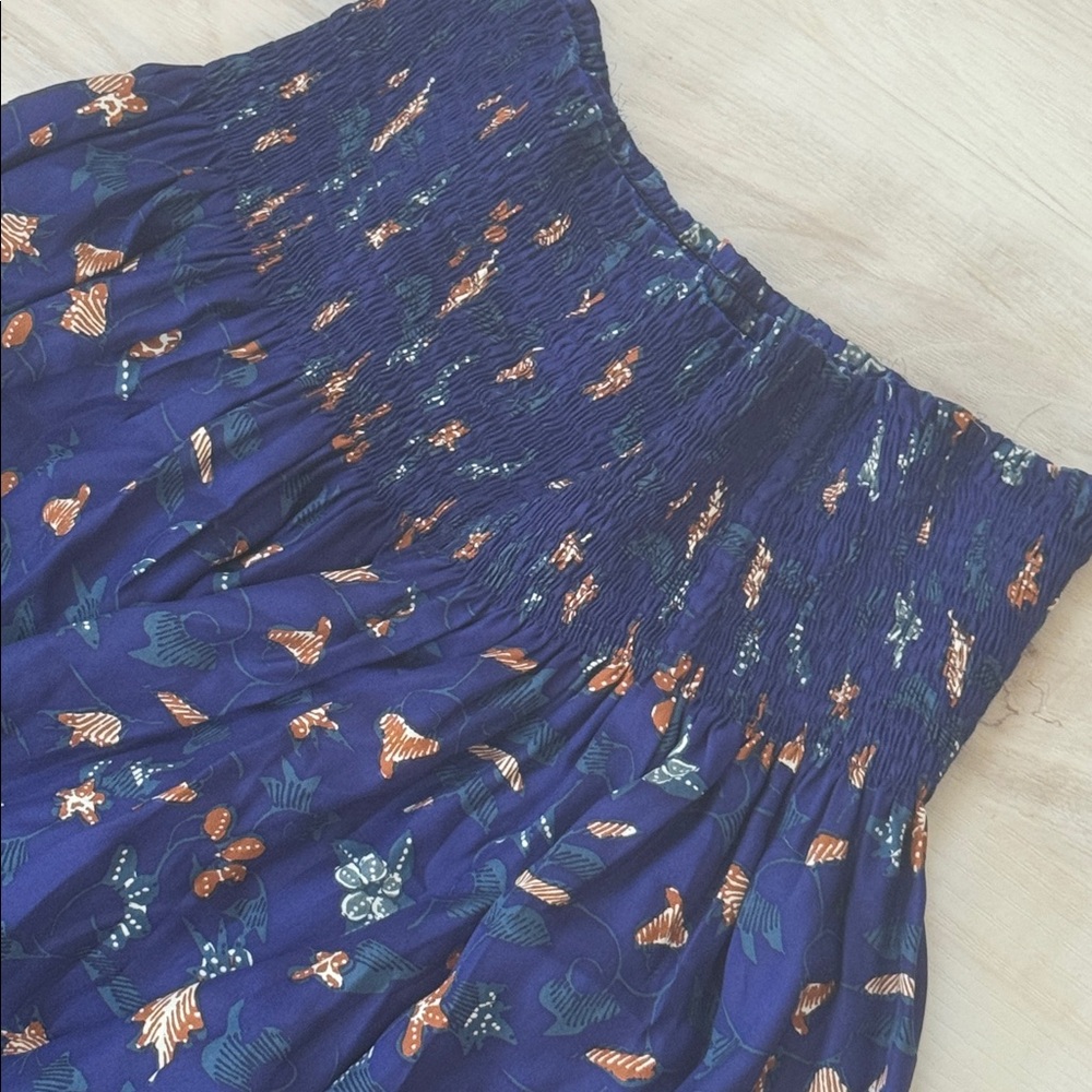 Natalie Martin 100% SILK midi skirt, high waisted blue pattern - Picture 2 of 5